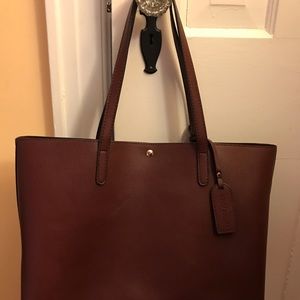 Sole Society
Zeda Faux Leather Tote